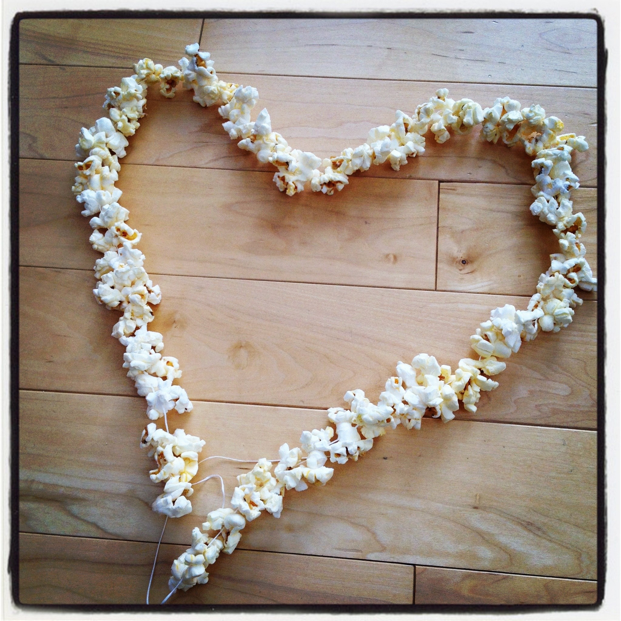 Cuore di popcorn, Pavimento in legno, Full HD, sfondo per iPad e tablet