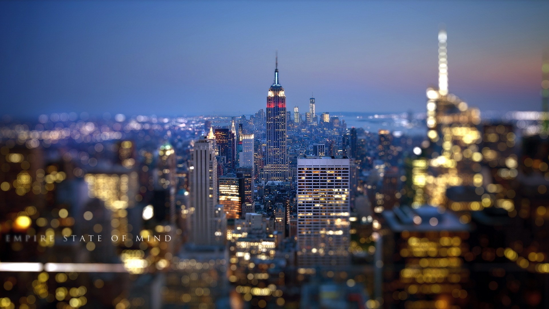 Empire State Building, Manhattan, Tilt-shift, Notte, Full HD, sfondo Windows 11