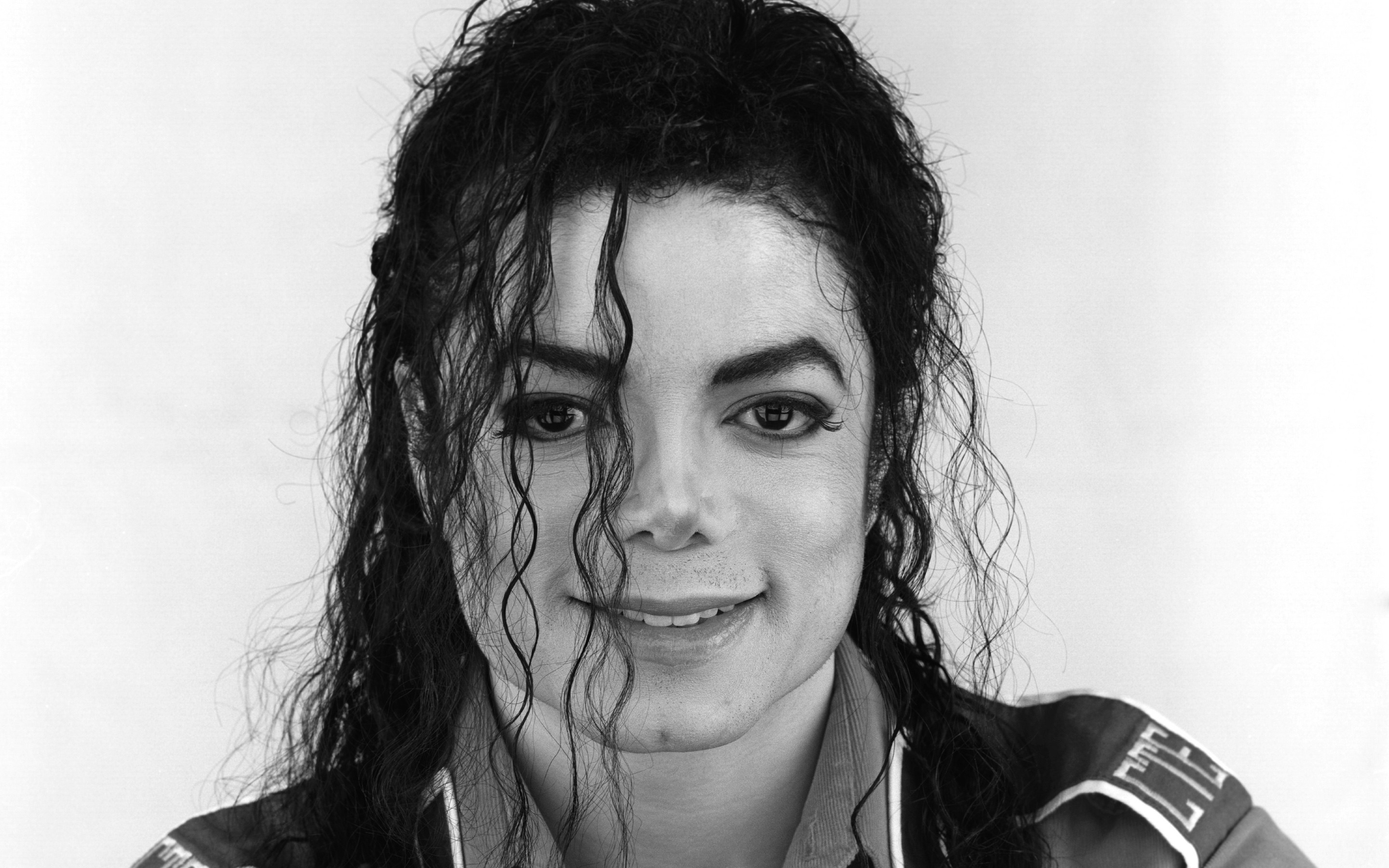 Michael Jackson, Ritratto, Sorriso, Bianco e nero, 2K, sfondo per PC