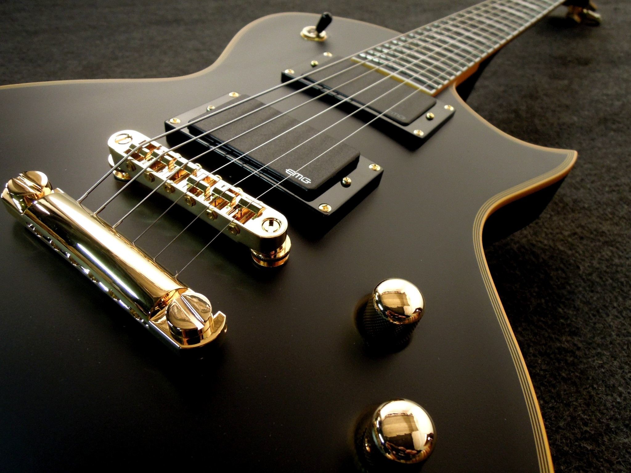 Gibson Les Paul, Chitarra elettrica, Ponte dorato, Nero, Full HD, schermata di blocco iPad