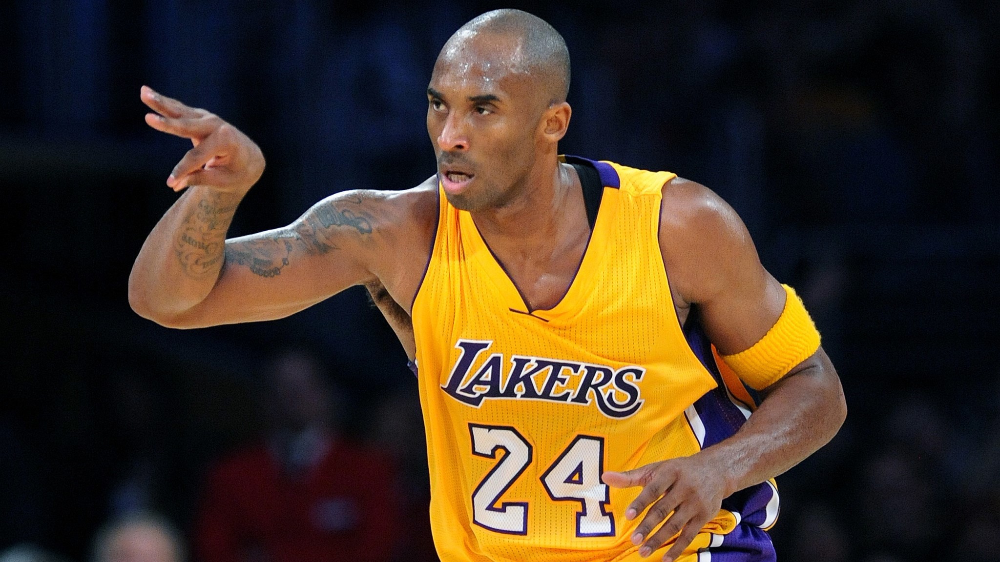 Kobe Bryant, Los Angeles Lakers, Maglia gialla, Sfondo scuro, Full HD, wallpaper desktop