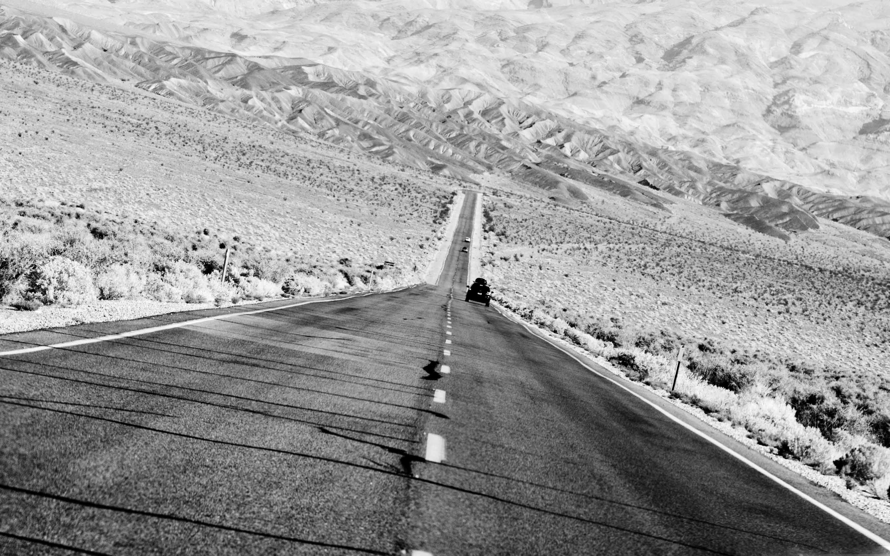 Strada, Deserto, Bianco e nero, Prospettiva, 2K, wallpaper Mac