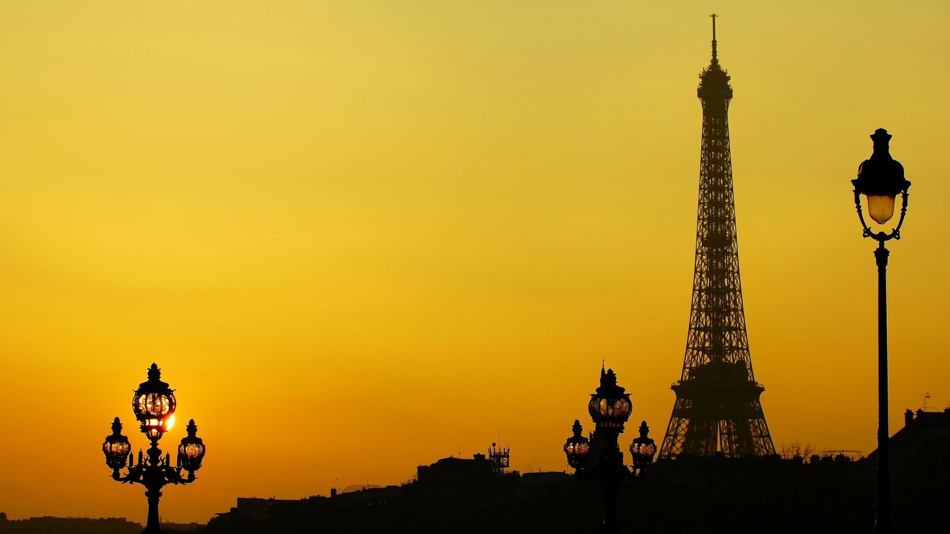 Torre Eiffel, Parigi, Lampioni, Silhouette, Tramonto giallo, 1920x1080, sfondo per PC
