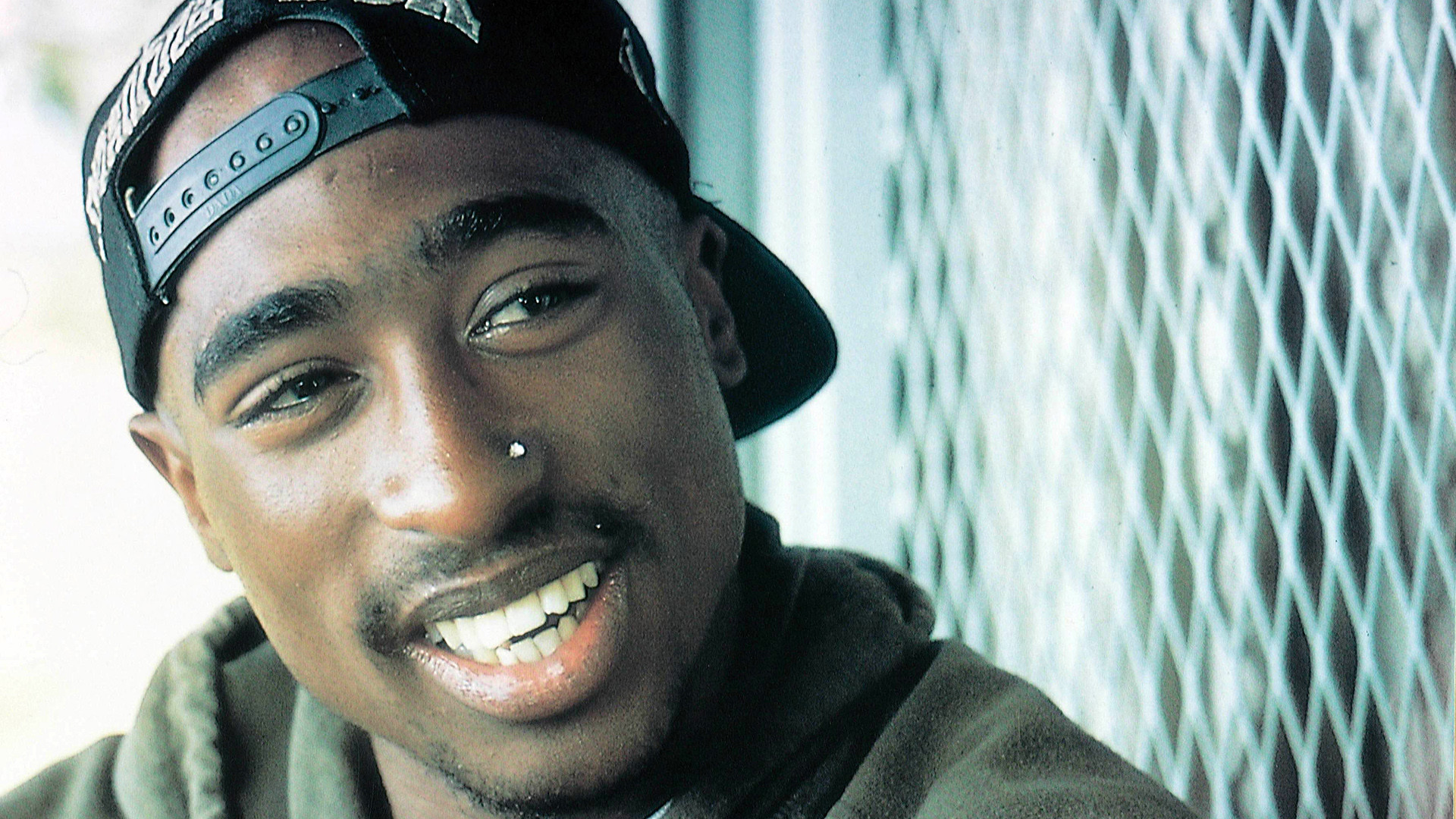 Tupac Shakur, Cappellino, Sorriso, Ritratto, 1920x1080, sfondo per PC