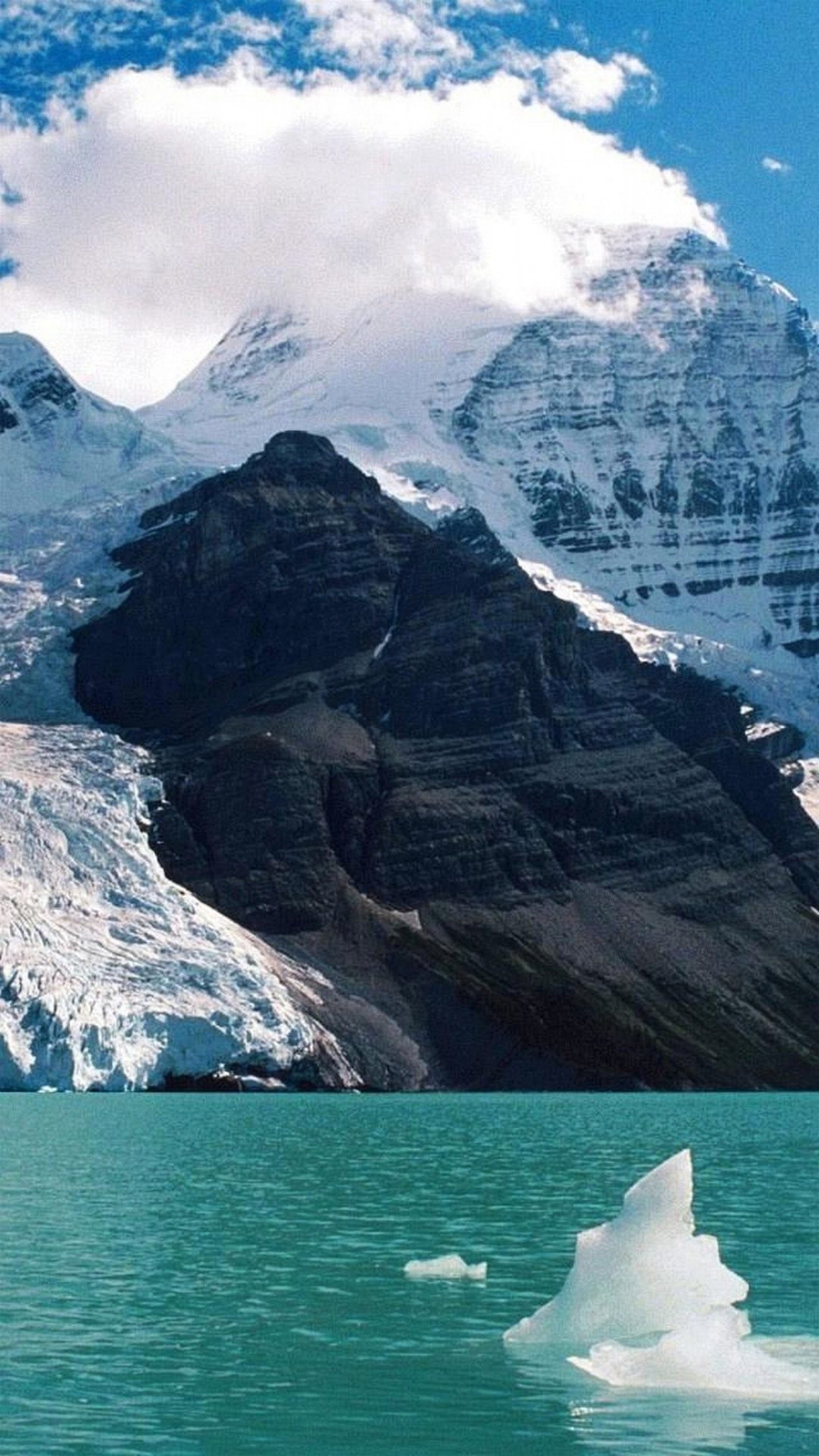 Mount Robson, Berg Lake, Ghiacciaio, Iceberg, QHD+, sfondo per iPhone e Android