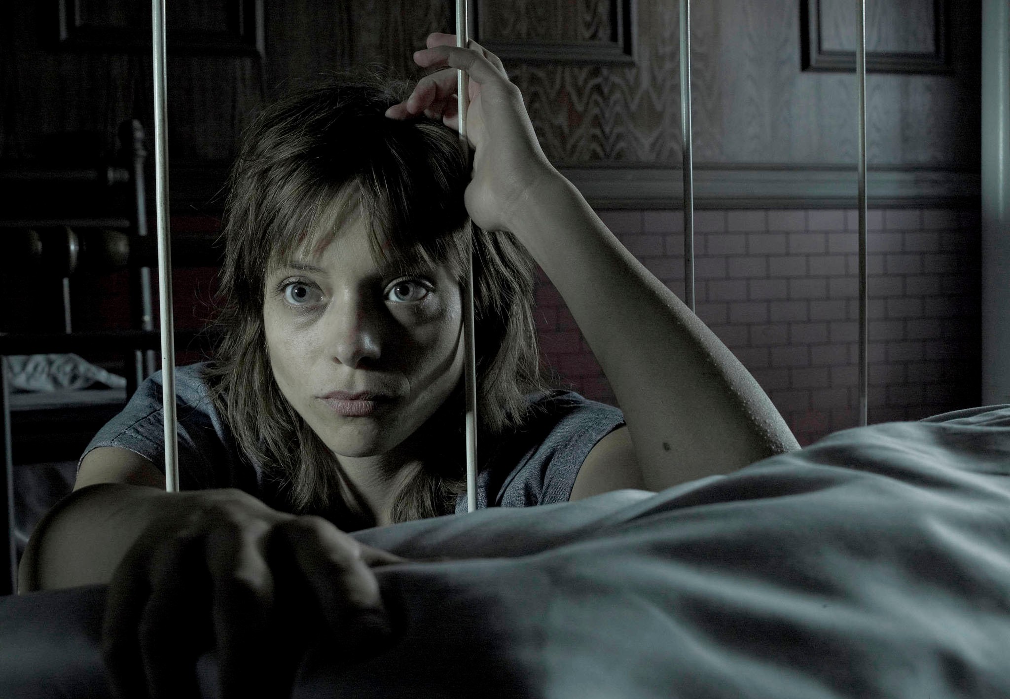 American Horror Story: Asylum, Sarah Paulson, Lana Winters, Cella, Letto, sfondo per portatile