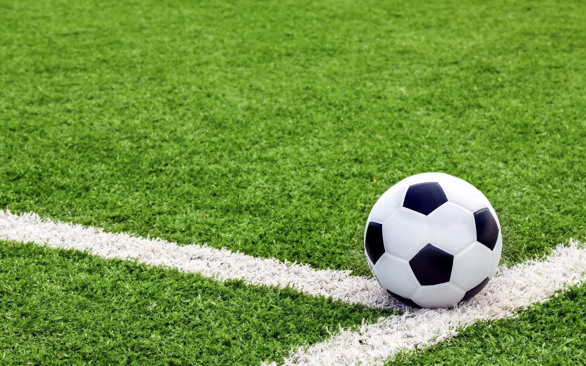 Pallone da calcio, Calcio d'angolo, Erba, Linea bianca, 1920x1200, wallpaper desktop