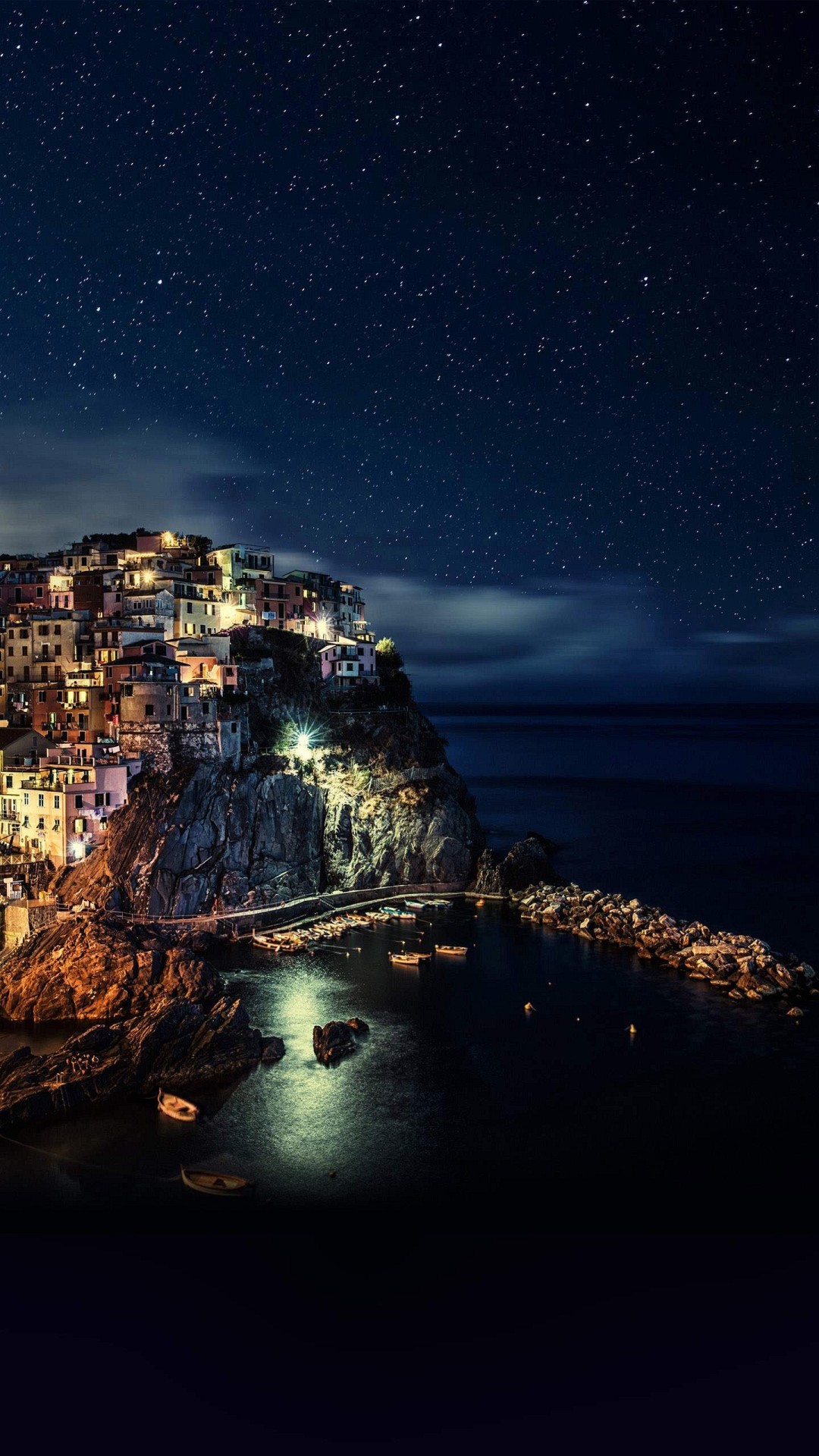Manarola, Cinque Terre, Liguria, Italia, Notte, sfondo iPhone