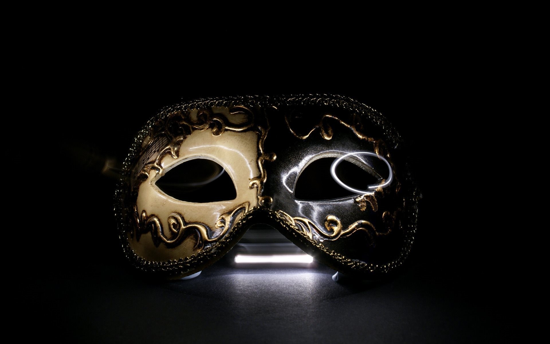 Maschera veneziana, Carnevale di Venezia, Maschera dorata, Sfondo nero, wallpaper desktop Full HD