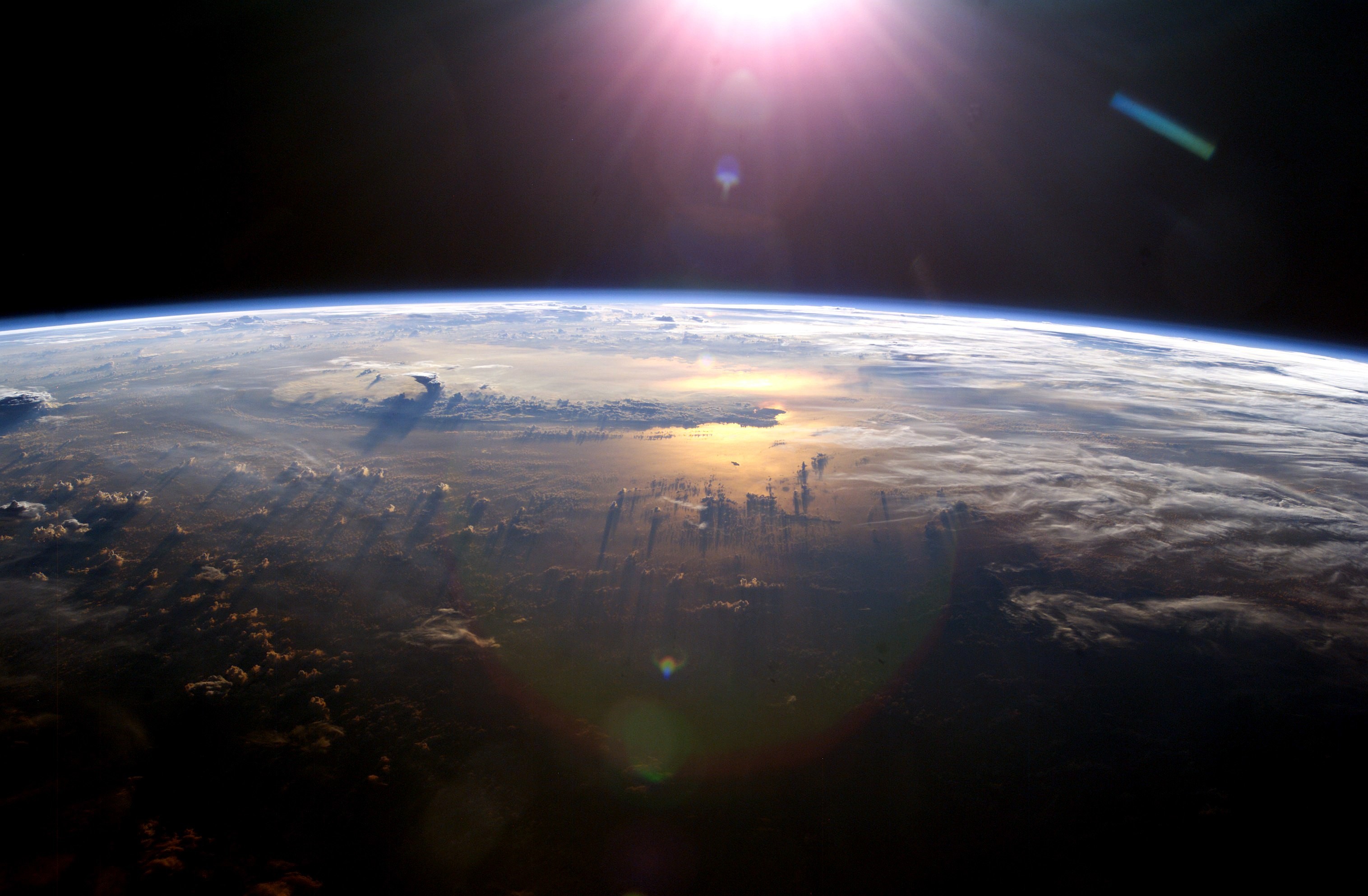 Terra dallo spazio, Atmosfera, Nuvole, Alba, 2K, sfondo per il tuo desktop
