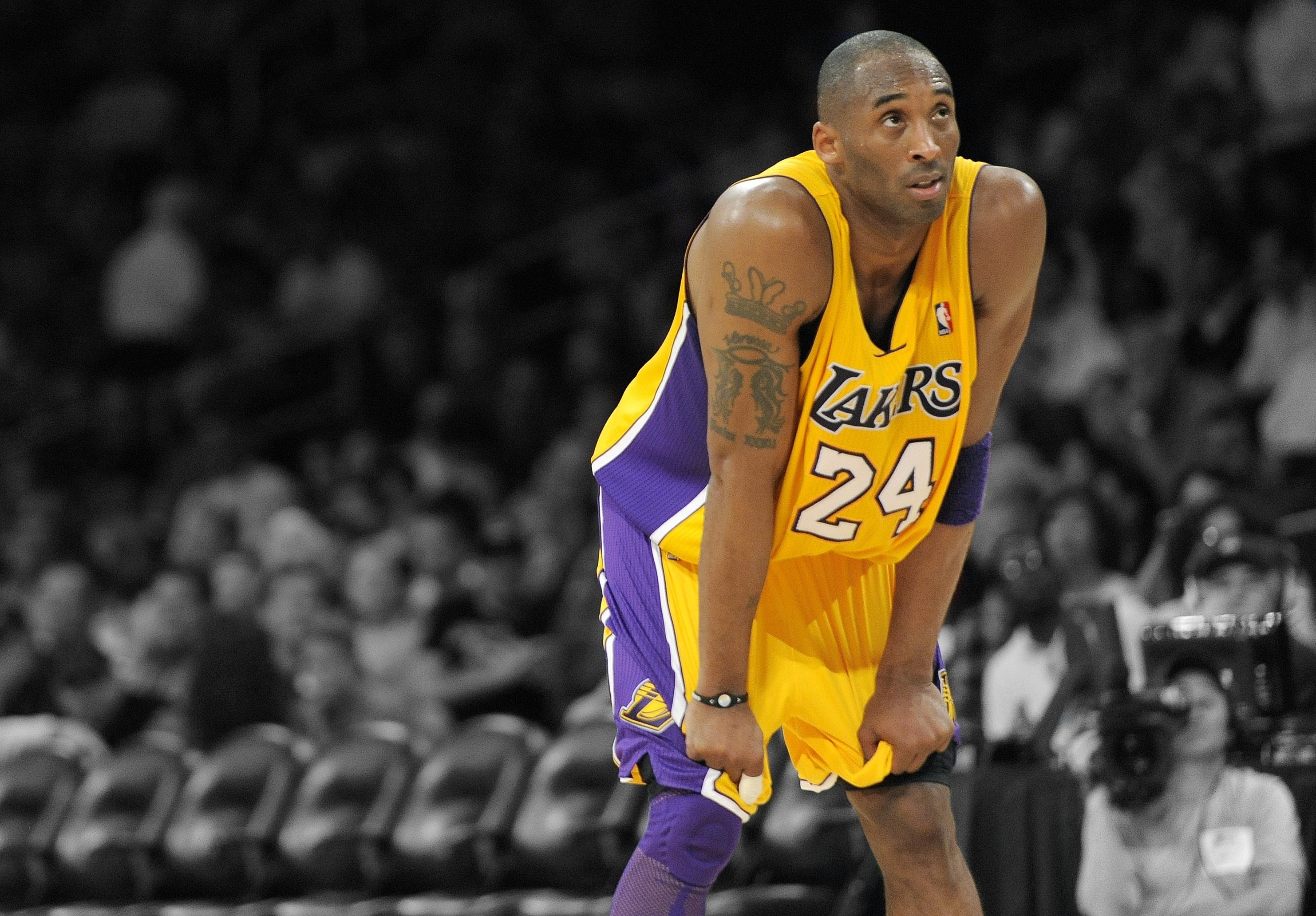 Kobe Bryant, Los Angeles Lakers, Bianco e nero e colore, 2K, wallpaper per computer