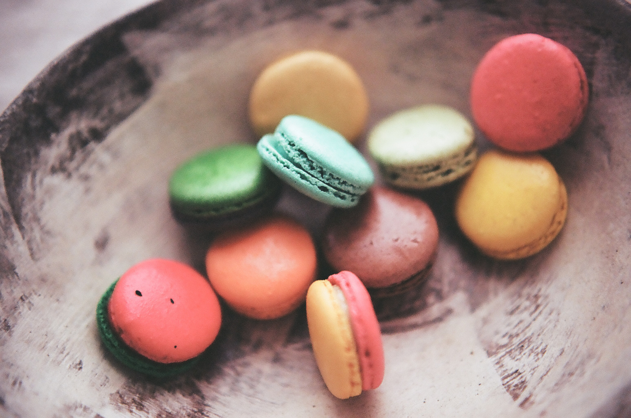 Macarons, Ciotola, Vintage, sfondo per iPhone