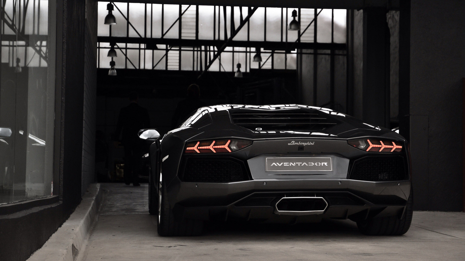 Lamborghini Aventador, Vista posteriore, Garage, Nero, Full HD, sfondo per portatile