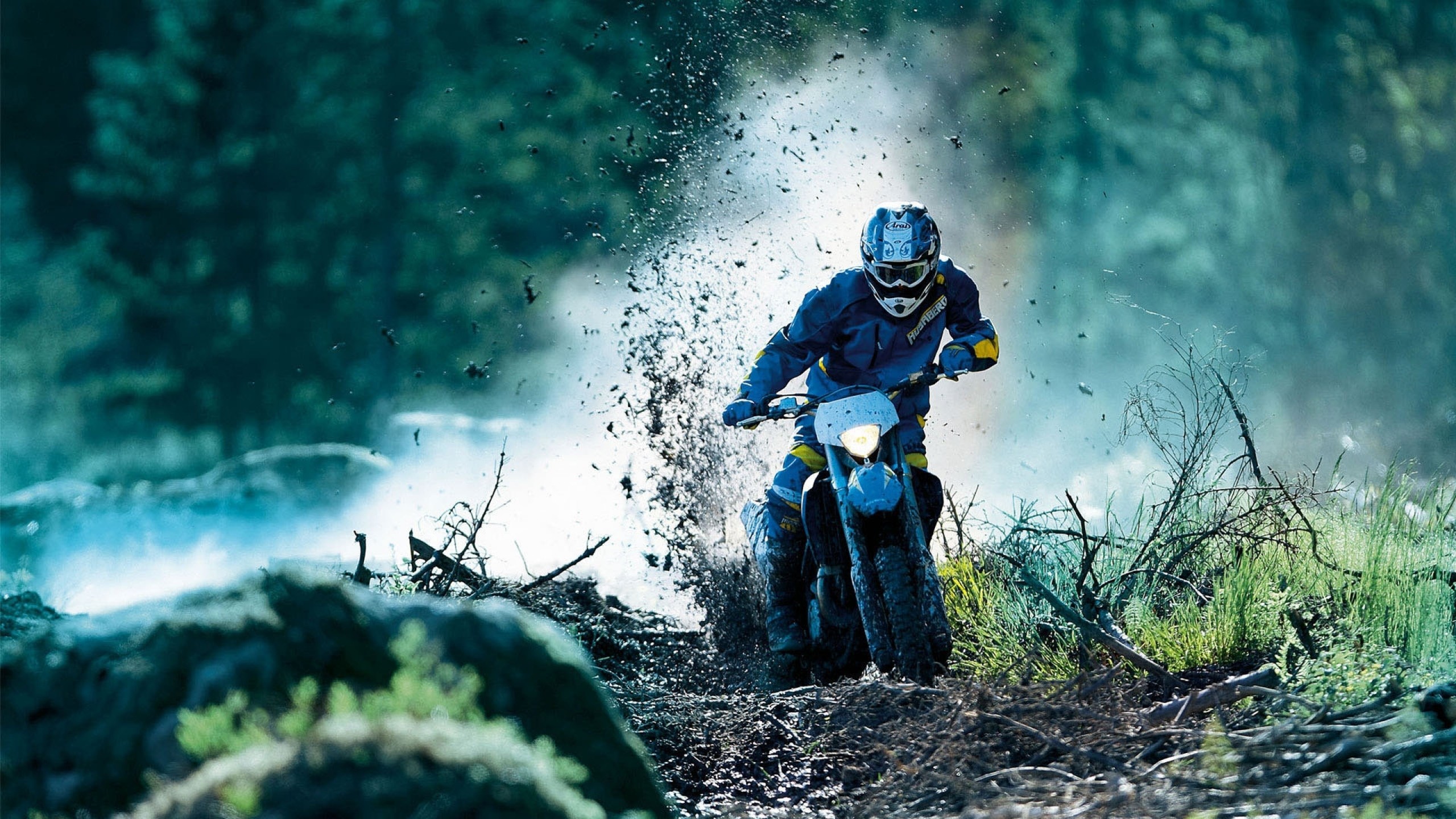 Motocross, Moto da enduro, Fango, Foresta, 2K, sfondo per portatile