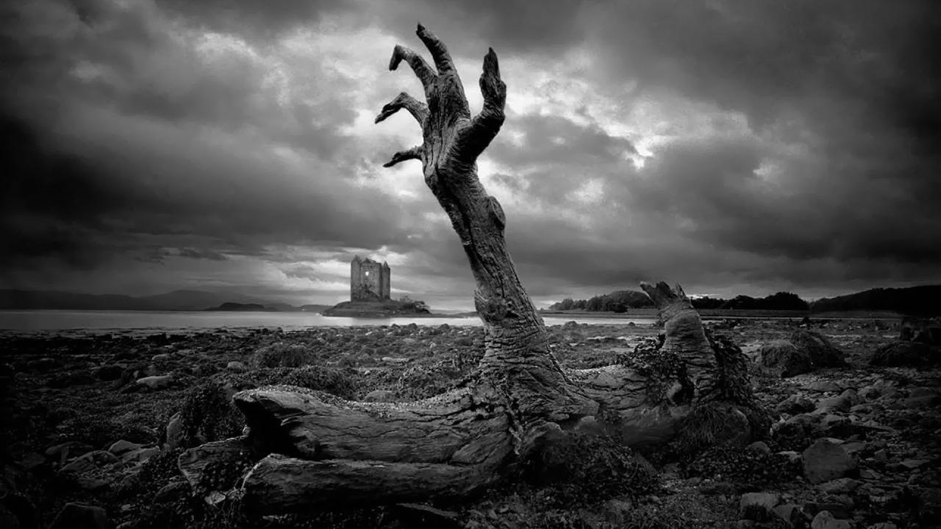 Mano di zombi, Bianco e nero, Cielo nuvoloso, Rovine, Horror, Full HD, sfondo per PC