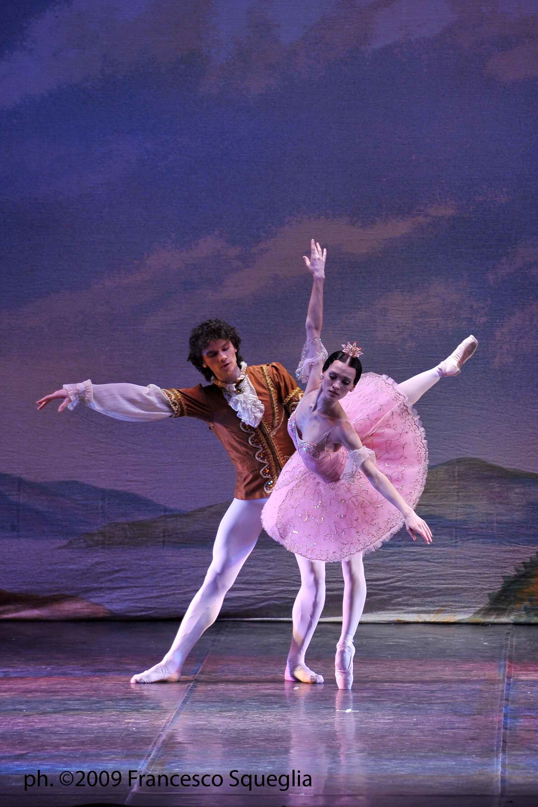 Balletto, Pas de deux, Tutù rosa, Palcoscenico, QHD+, sfondo verticale per cellulare