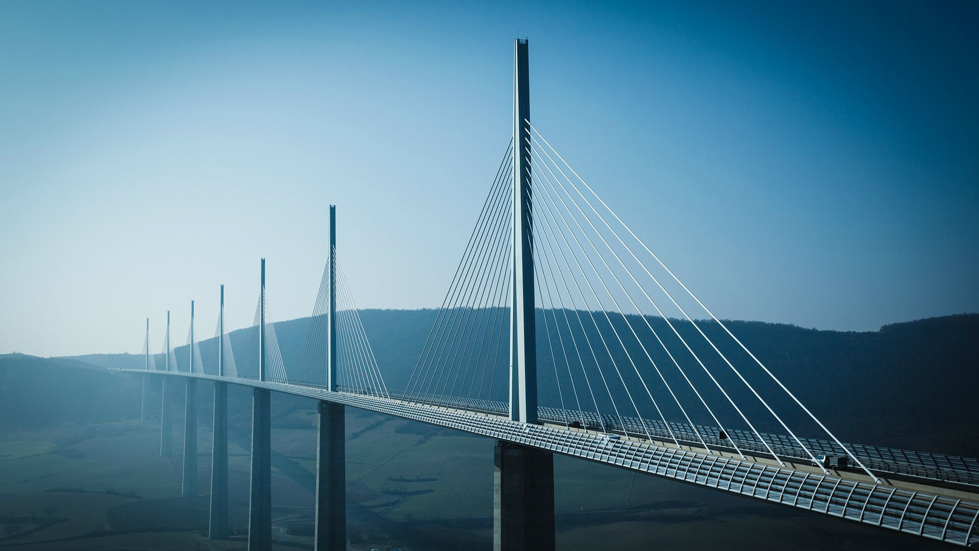 Viadotto di Millau, Ponte strallato, Francia, Nebbia, Blu, Full HD, sfondo desktop