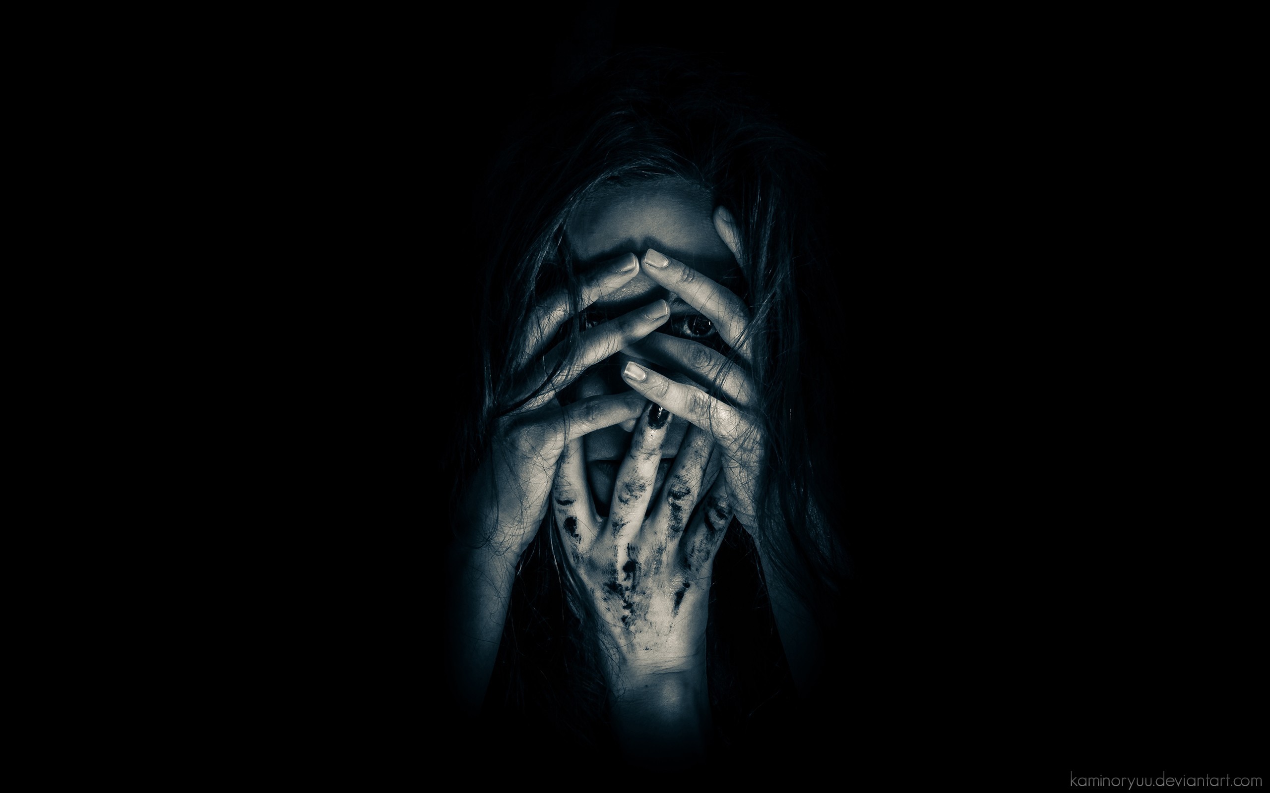 Mani sul volto, Sfondo nero, Paura, 2K, wallpaper per computer
