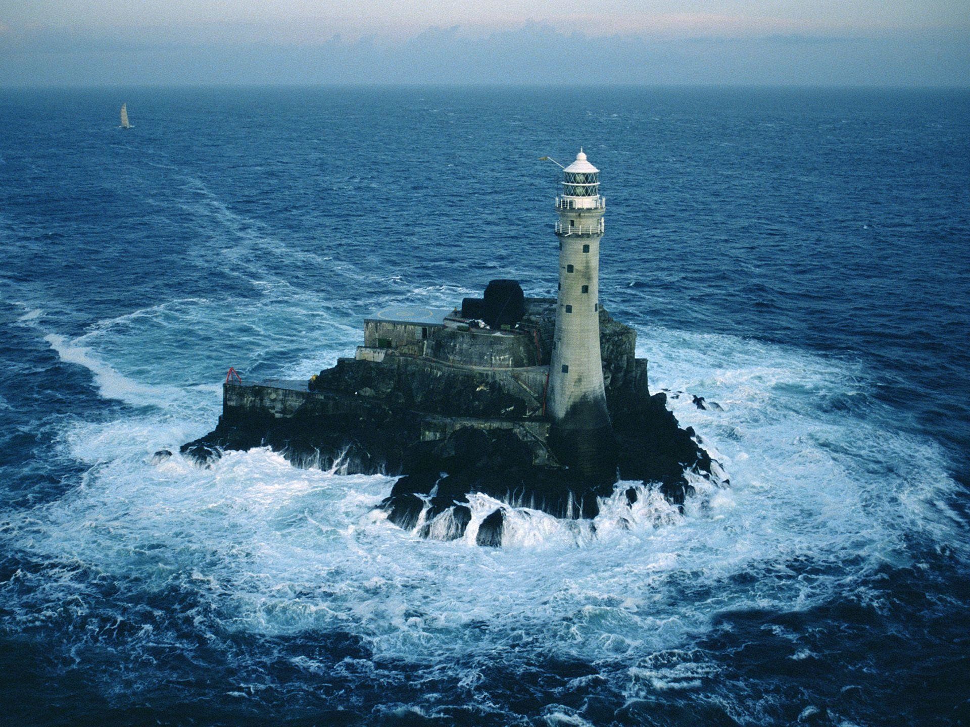 Faro di Fastnet, Fastnet Rock, Irlanda, Oceano, Veduta aerea, sfondo per iPad e tablet