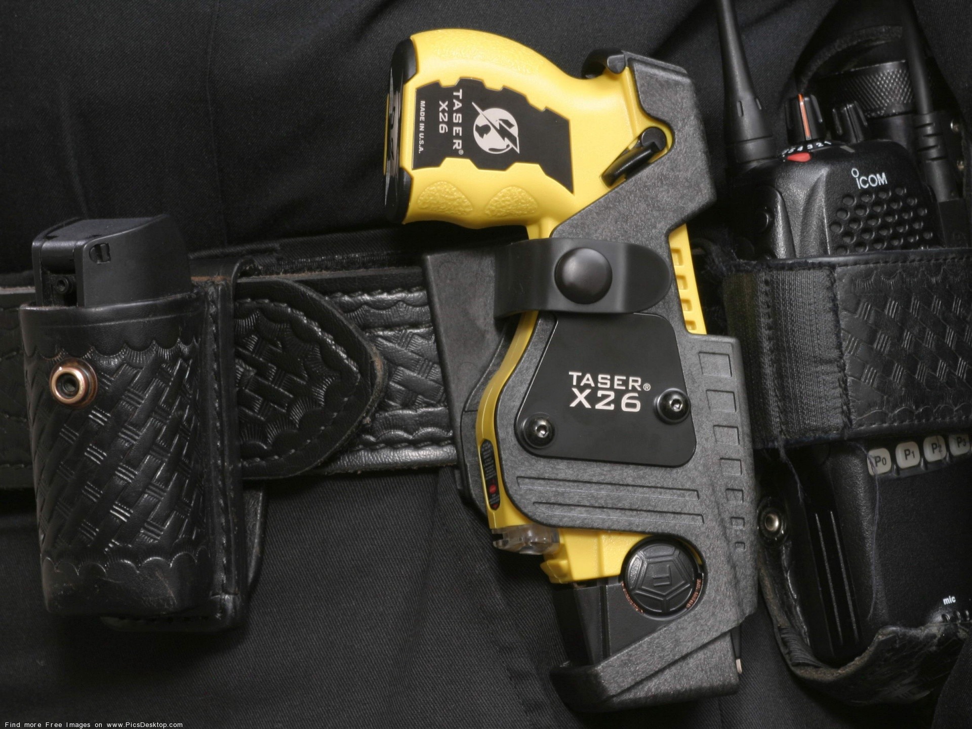 Taser X26, Cinturone, Fondina, Polizia, Full HD, schermata di blocco iPad