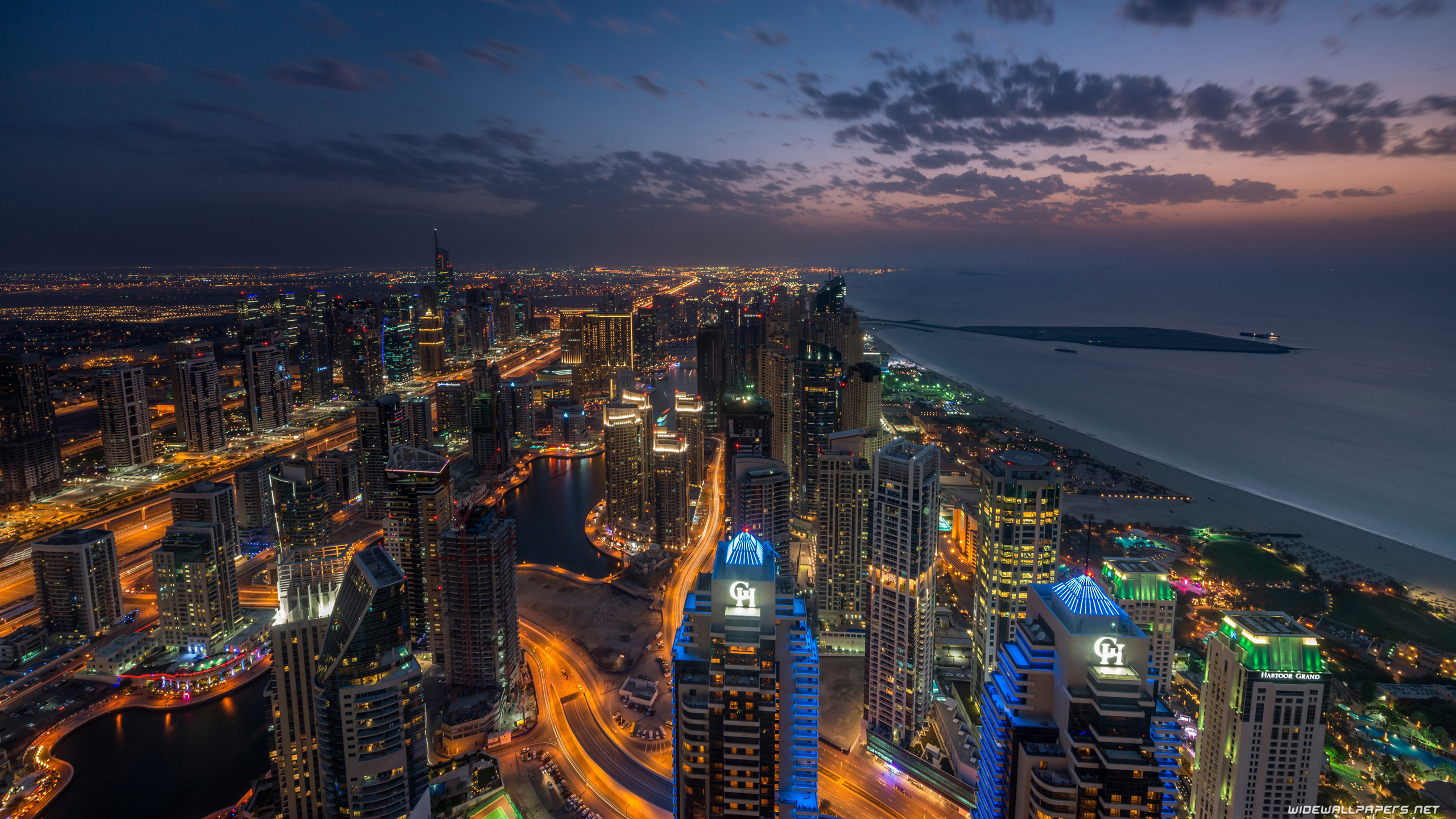 Dubai Marina, Dubai, Grattacieli, Notte, 2560x1440, immagine di sfondo