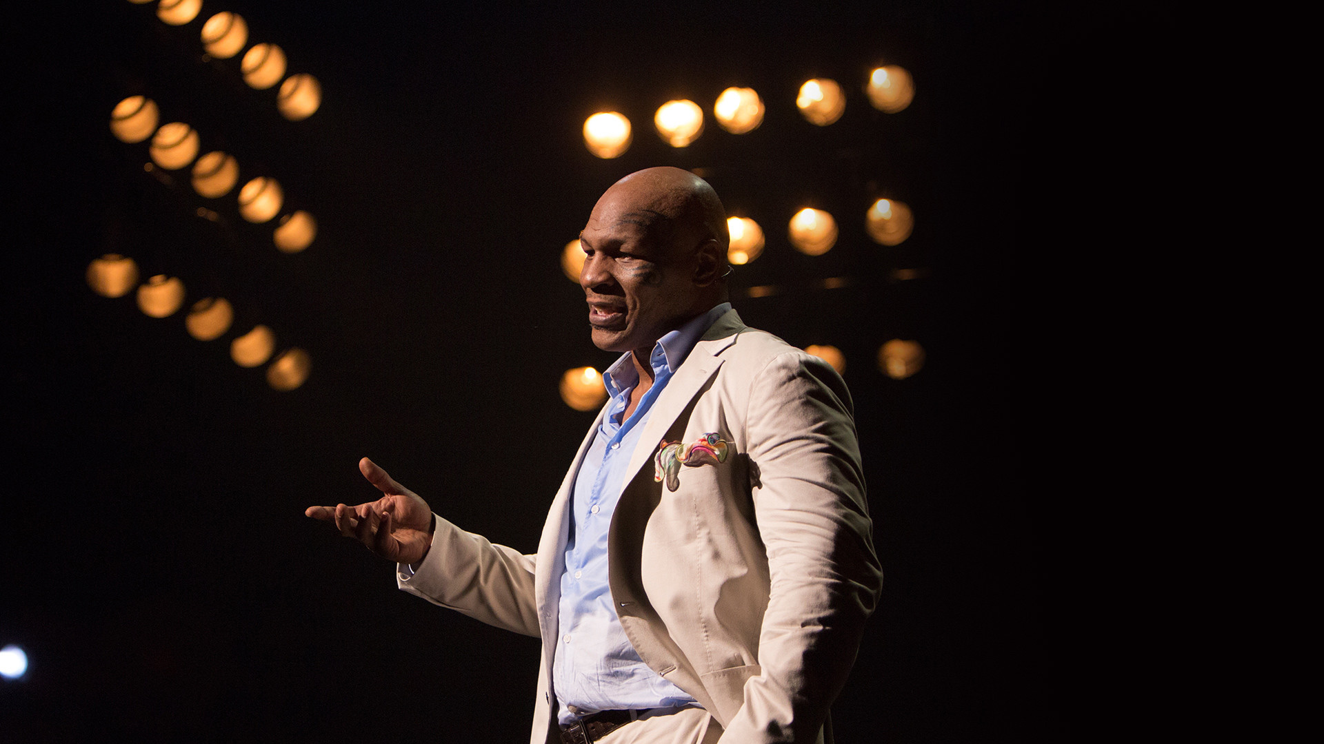 Mike Tyson, Abito chiaro, Palcoscenico, Luci, Spettacolo, Full HD, sfondo per PC e portatile