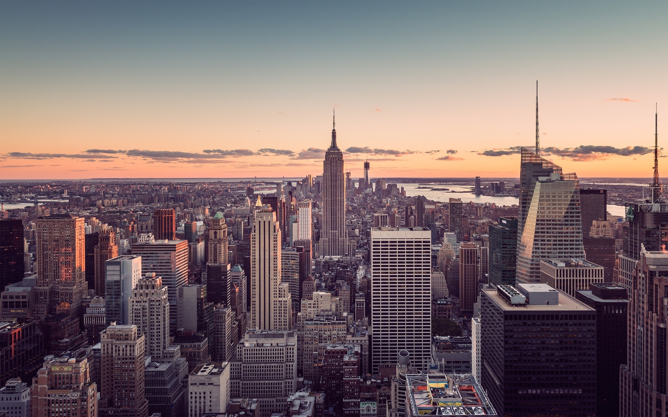 Empire State Building, Manhattan, New York, Tramonto, Cielo rosa, sfondo Windows 11