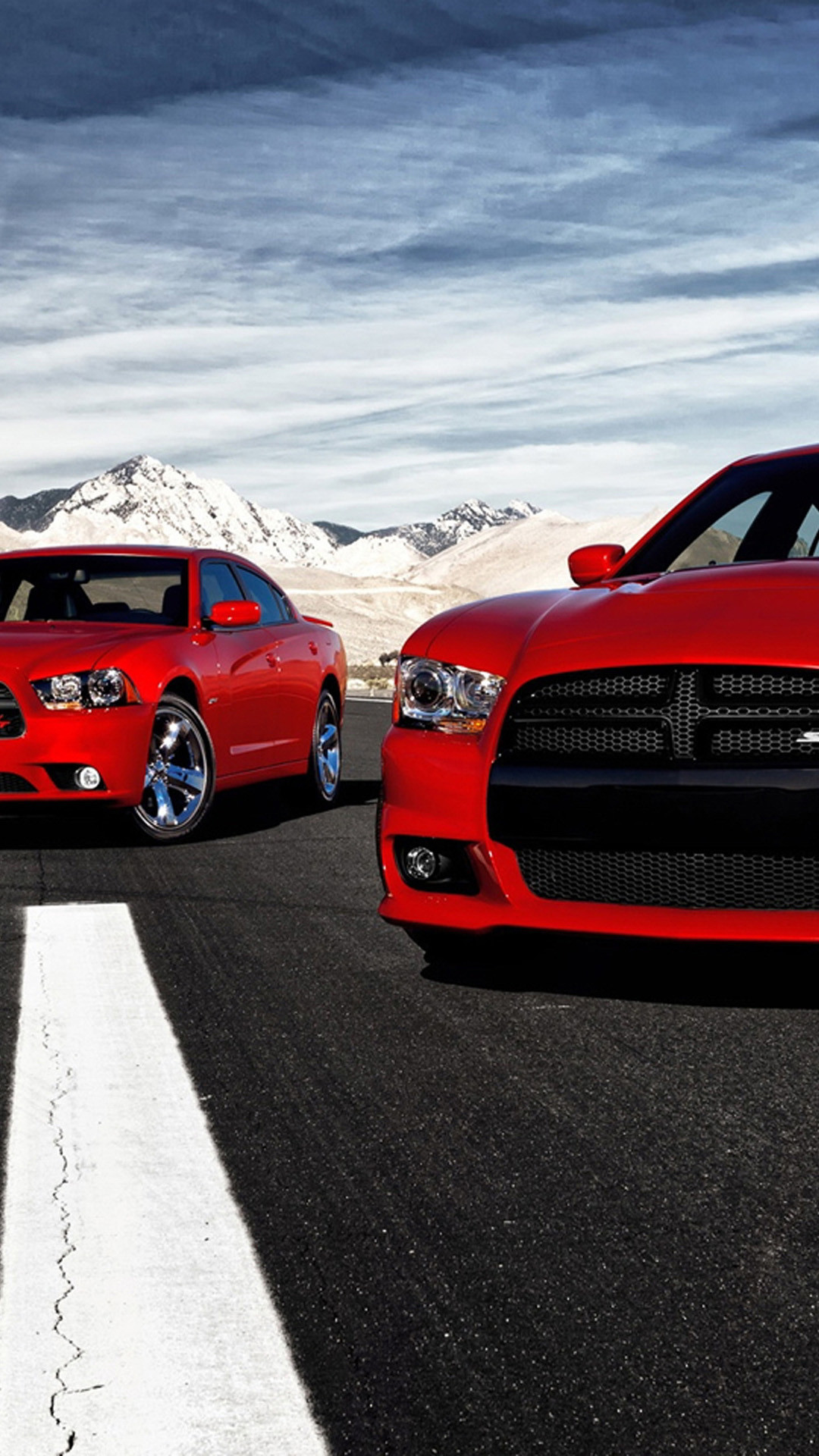 Dodge Charger, Auto rossa, Strada, Montagne, immagine di sfondo iPhone 4S