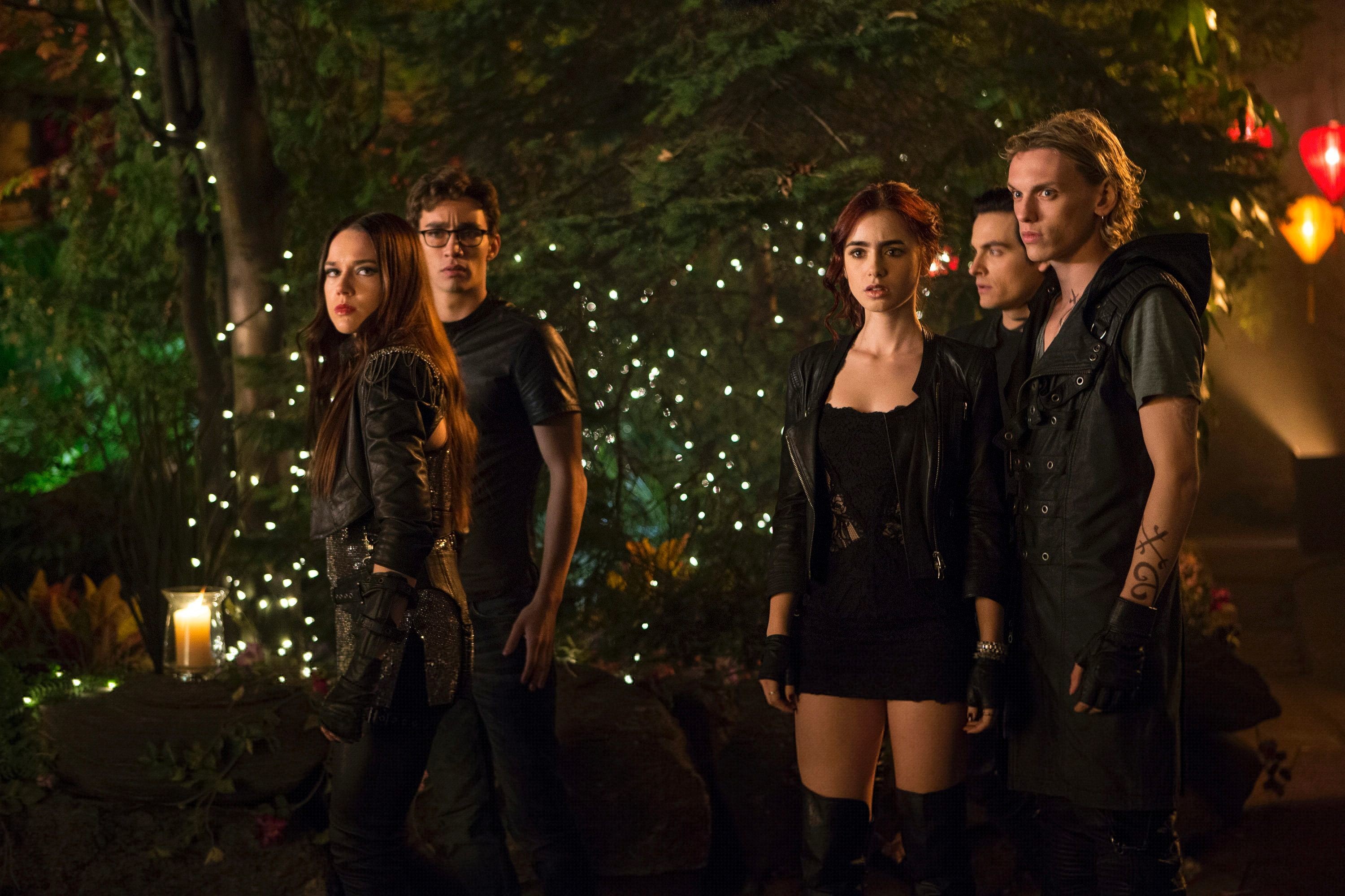 Shadowhunters: Città di ossa, Lily Collins, Jamie Campbell Bower, Kevin Zegers, Jemima West, Robert Sheehan, Notte, sfondo 2K