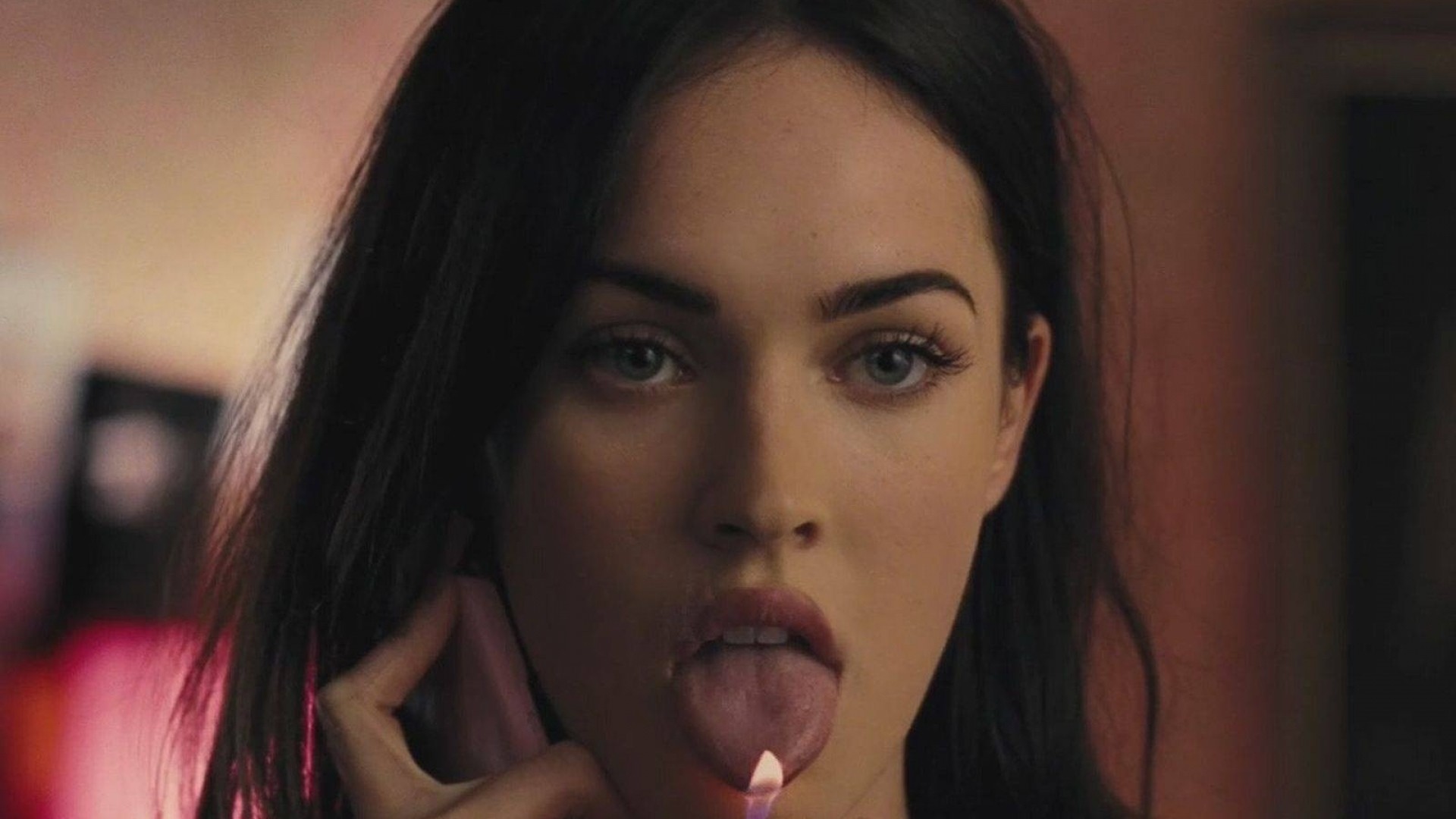 Megan Fox, Primo piano, Lingua, Toni caldi, 1920x1080, immagine di sfondo
