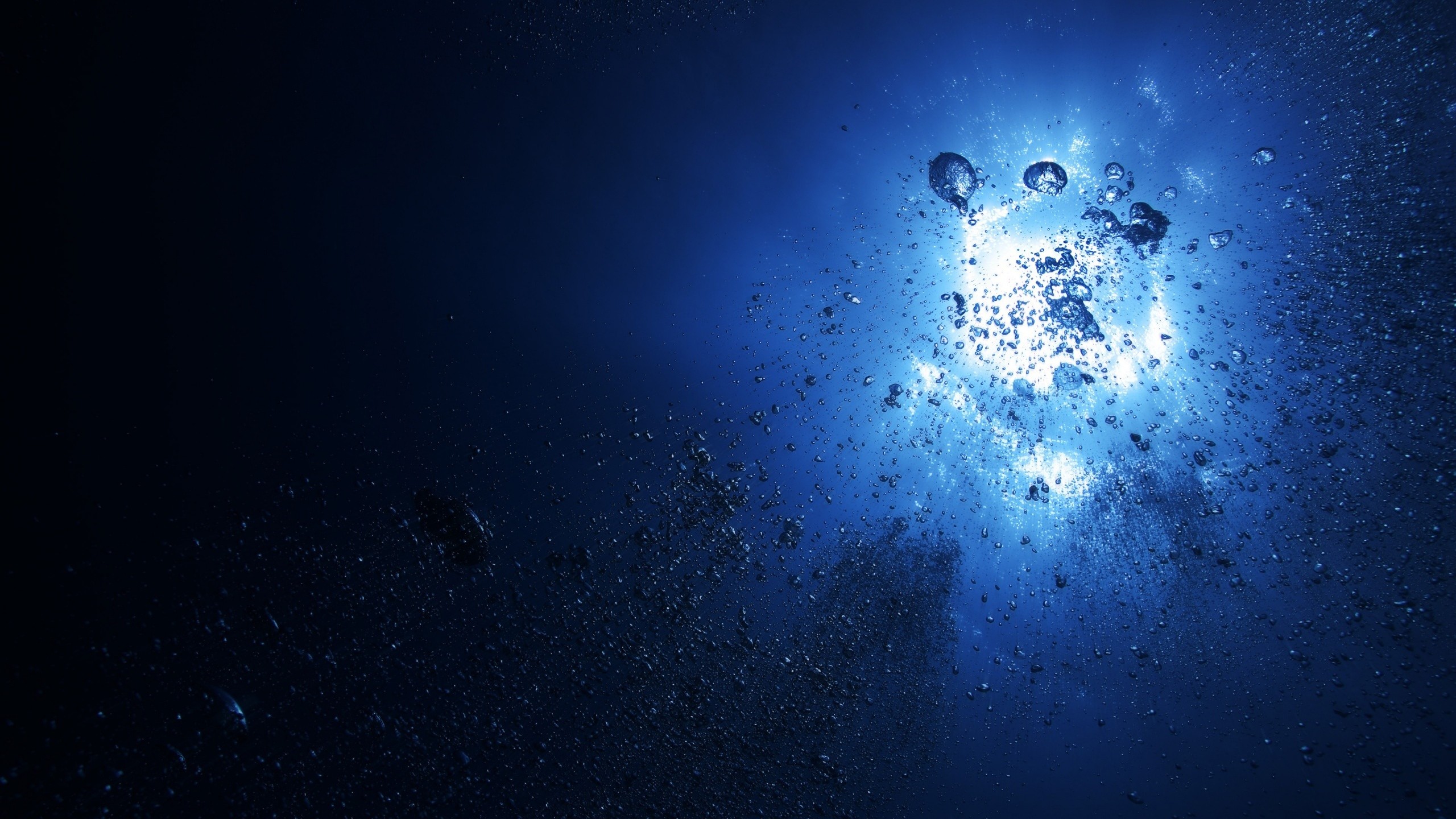 Sott'acqua, Bolle, Luce, Blu scuro, 16:9 2K, sfondo widescreen