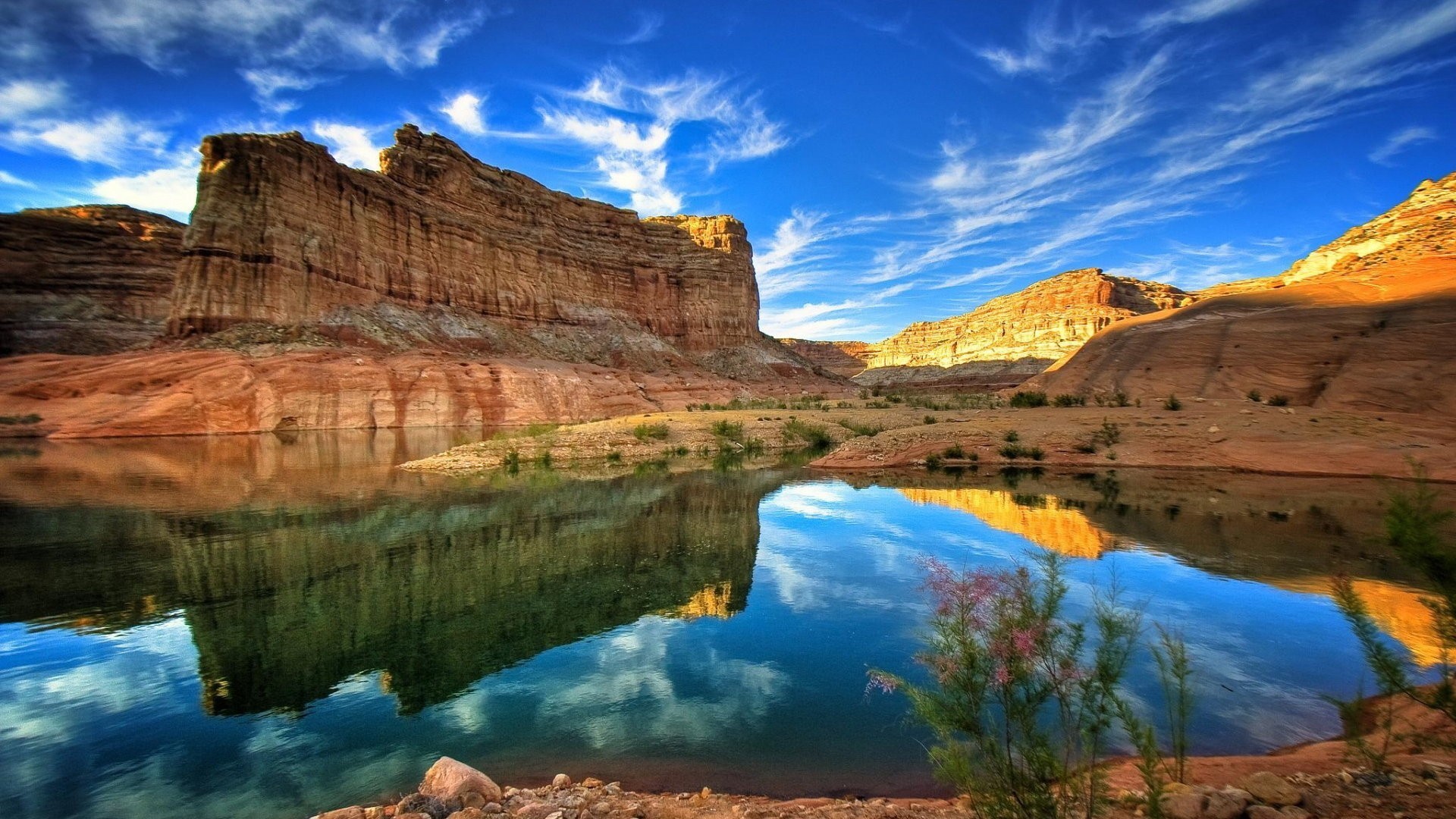 Canyon, Rocce rosse, Lago, Riflesso nell'acqua, Cielo blu, sfondo desktop