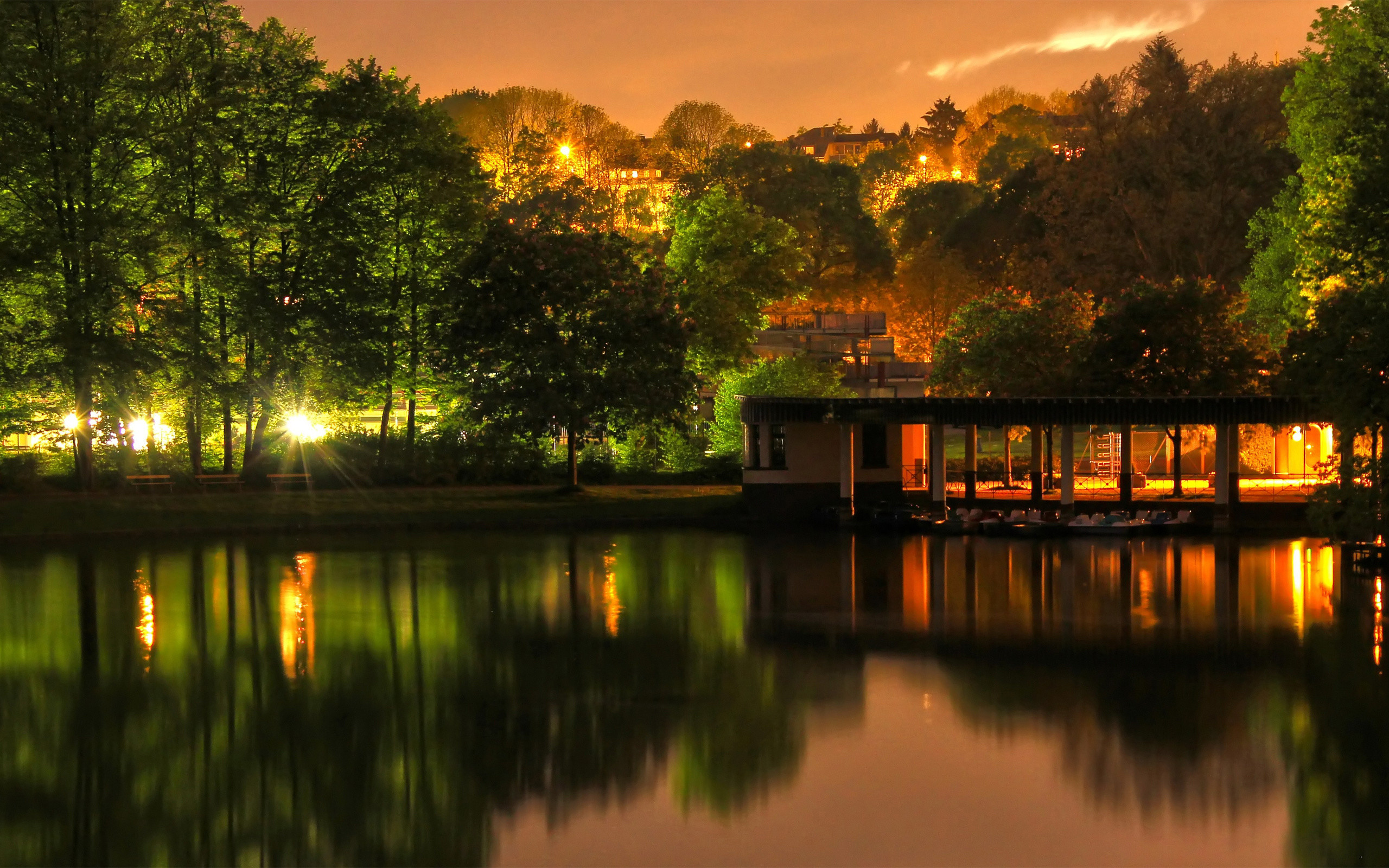 Lago, Casa, Riflesso, Notte, Luci, 2560x1600, sfondo per PC