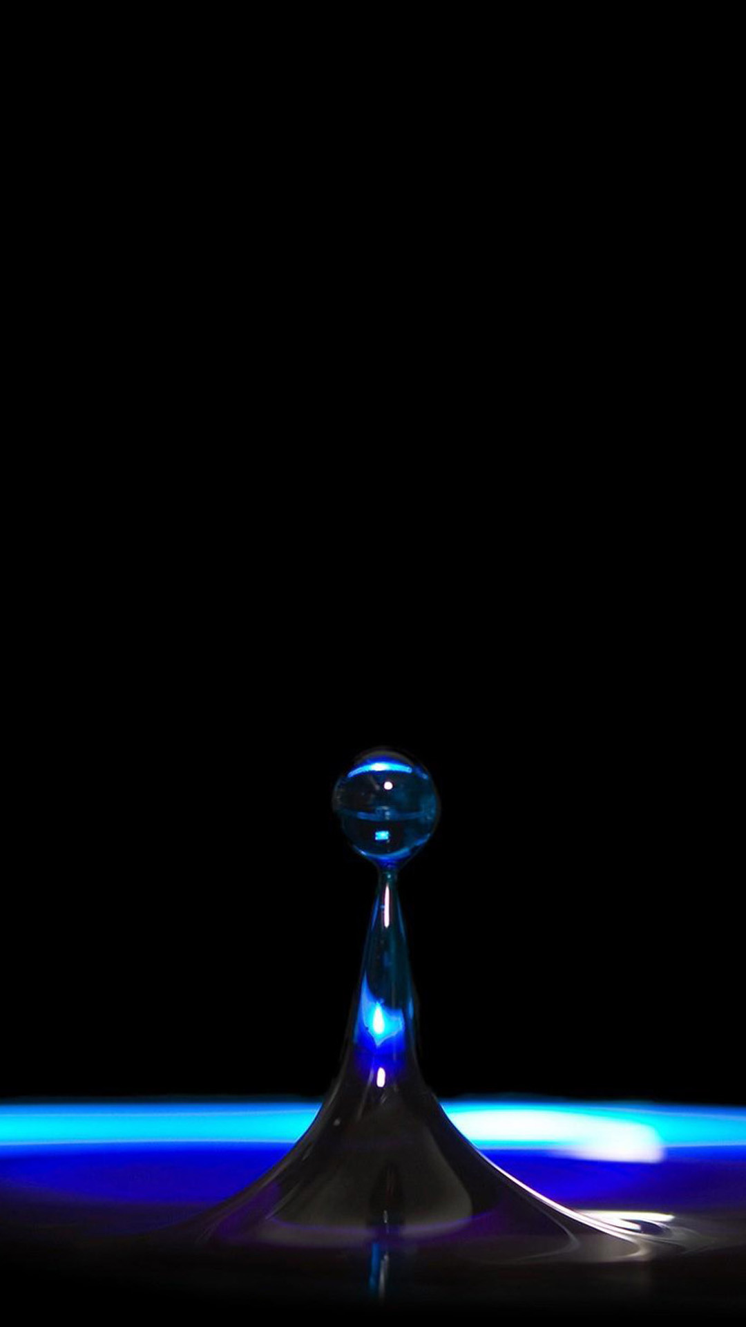 Goccia d'acqua, Macro, Luce blu, Sfondo nero, schermata Home iPhone 7