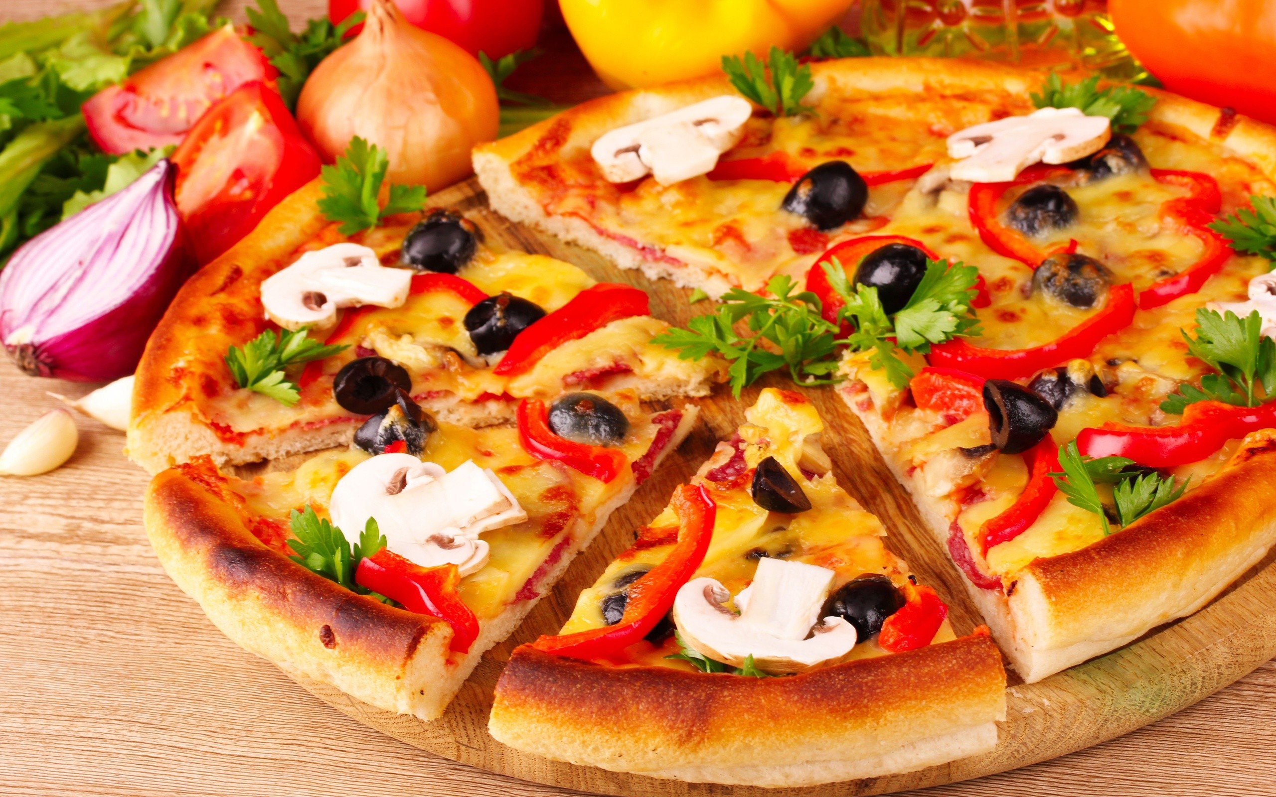 Pizza, Funghi, Peperoni, Olive, Verdure, 2K, sfondo per portatile