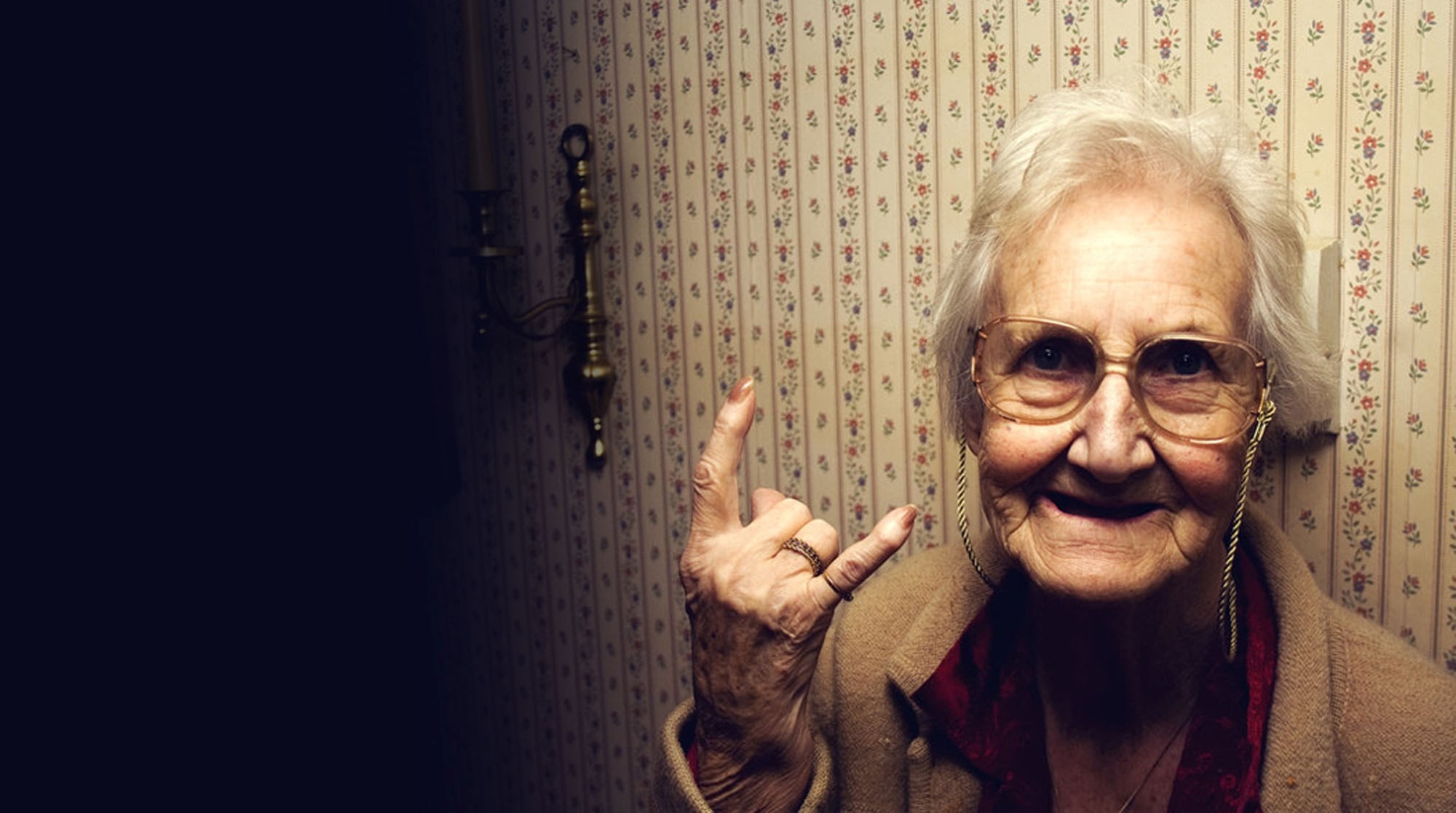 Nonna metallara, Corna, Umorismo, Ritratto, Full HD, sfondo per PC