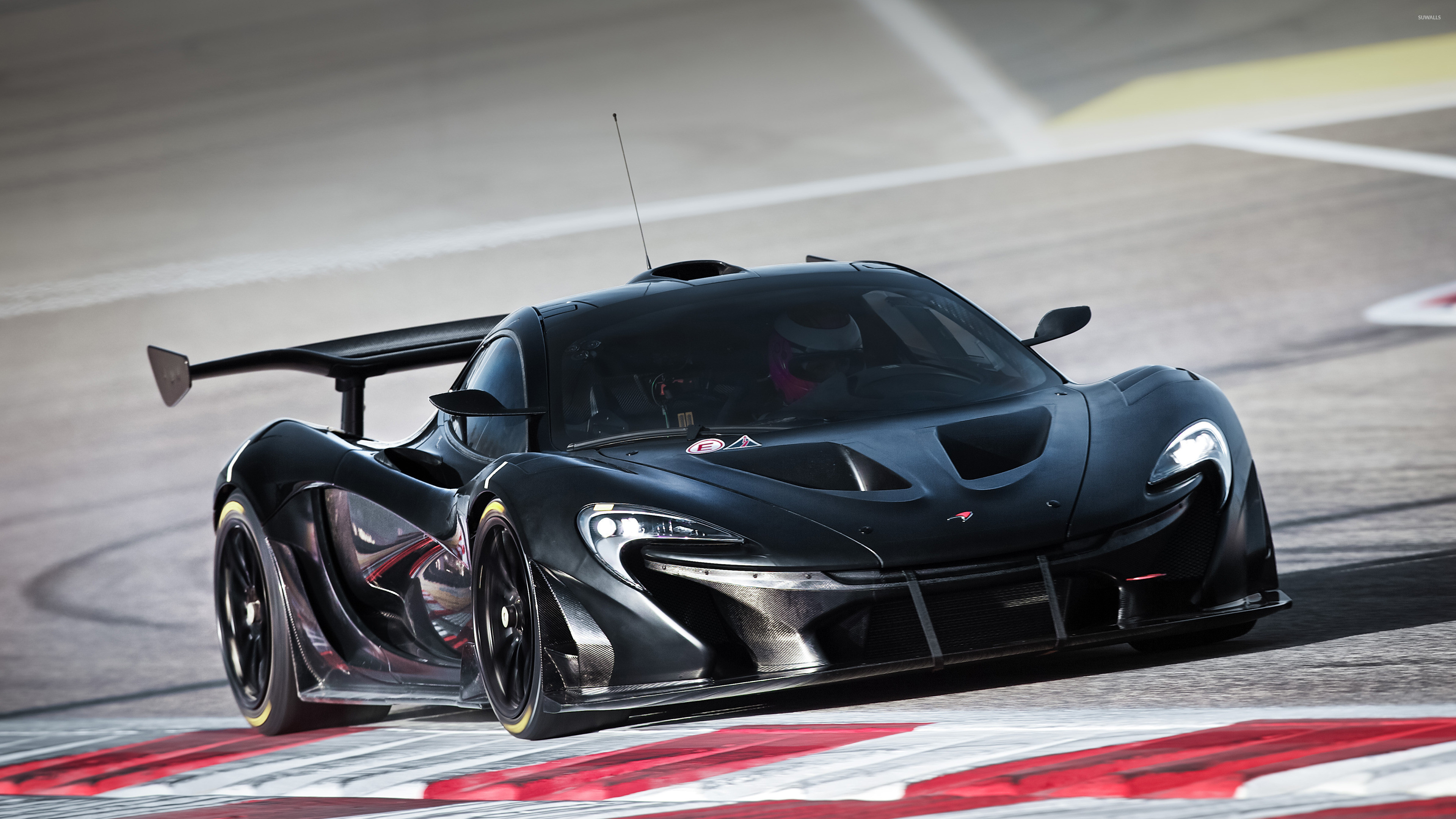 McLaren P1 GTR, Nero, Pista, 4K, sfondo per PC e portatile