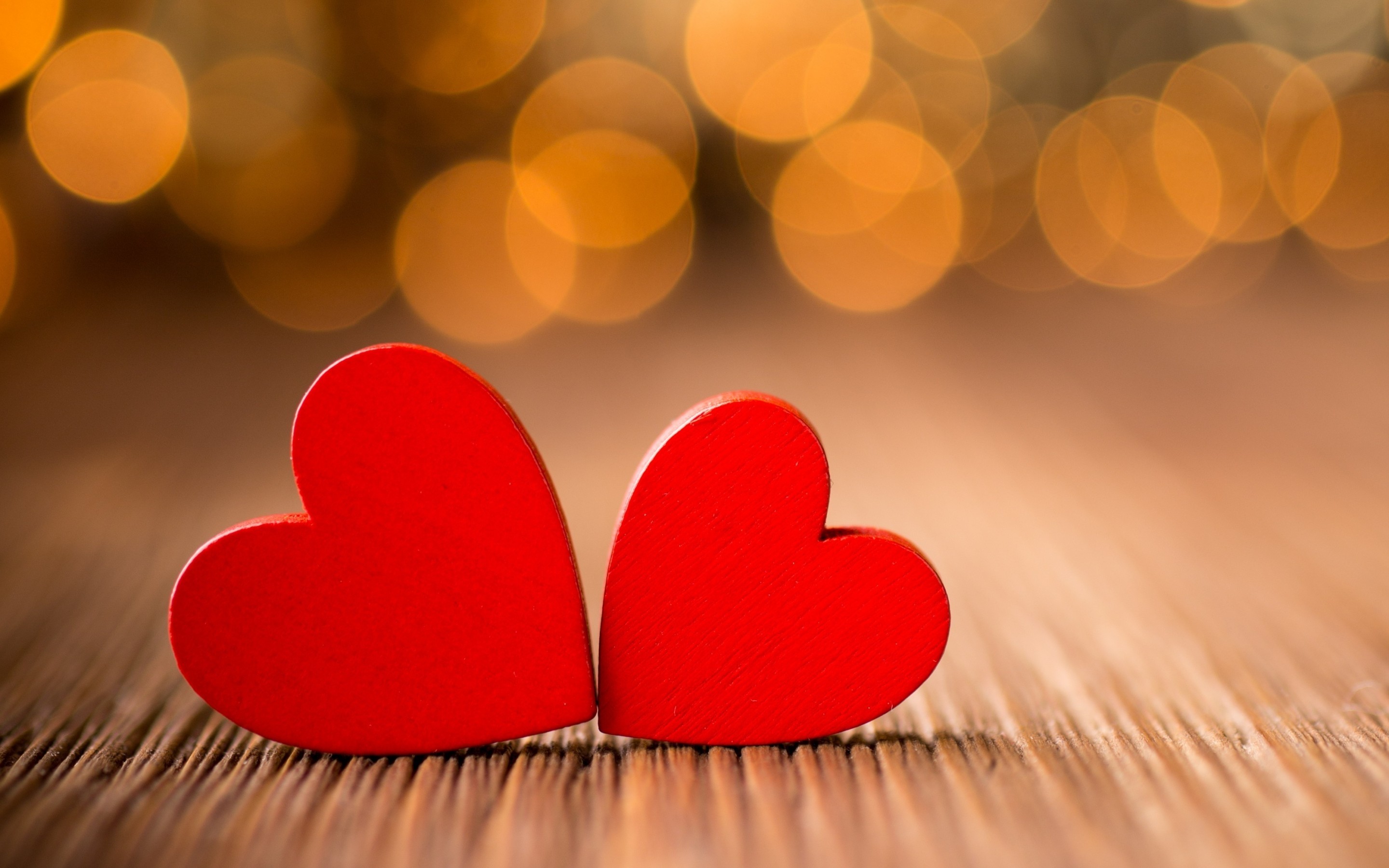 Due cuori, Rosso, Bokeh, Legno, 2K, sfondo per PC e portatile
