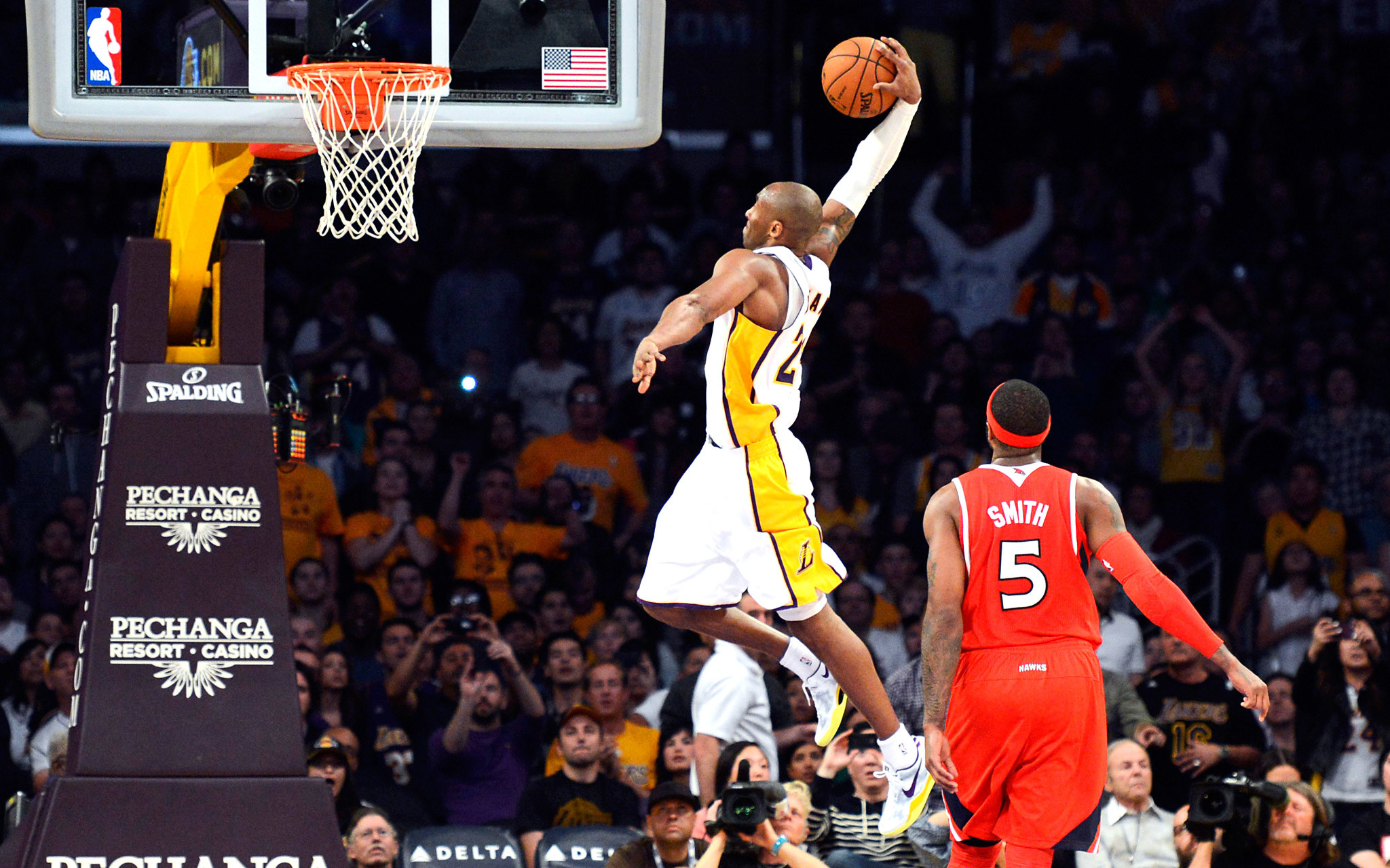 Kobe Bryant, Los Angeles Lakers, Atlanta Hawks, Schiacciata, Staples Center, sfondo Full HD